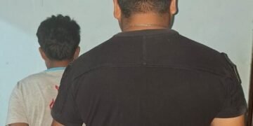 En el barrio Mi Gauchito efectivos policiales aprehendieron a un hombre luego de atrincherarse en una vivienda