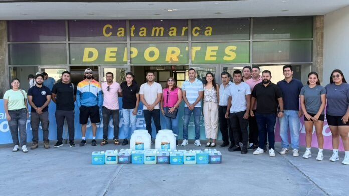 Entrega de suministros para las piletas de las Colonias de Verano