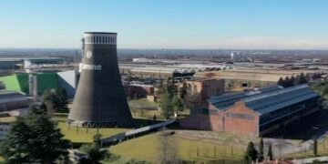 Escala el conflicto Milei-Rocca: la Unión Industrial delibera si defiende a «Don Chatarrín de los Tubitos Caros»