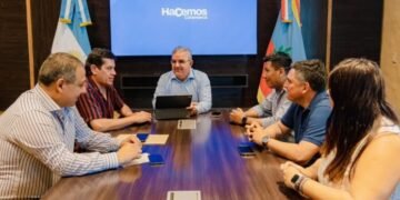 Jalil se reunió con intendentes para definir obras estratégicas en El Alto y El Rodeo