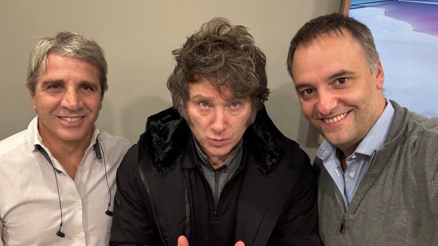 La pelea de extraordinarias: Santilli negocia con los gobernadores la reforma laboral mientras la oposición junta votos para voltear el DNU de la SIDE