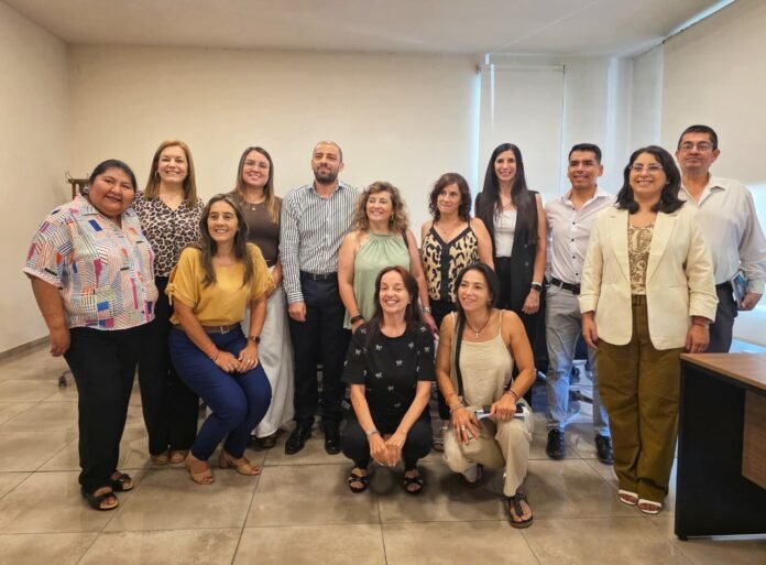 Reunión de funcionarios y profesionales del Ministerio de Hacienda y Obra Publica de la provincia con sus pares de Jujuy