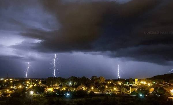 Rige alerta naranja por tormentas fuertes para gran parte de la provincia
