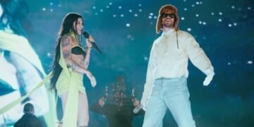 Cazzu brilló en River como invitada especial de Bad Bunny