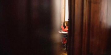 El Gobierno denuncia “terrorismo” por la violencia en el Congreso e identificó a unas 20 personas