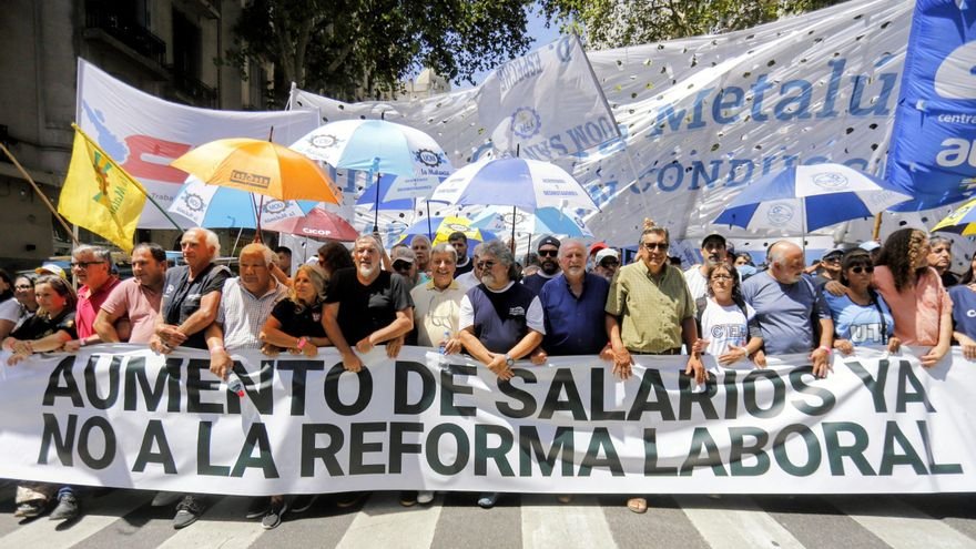 La CGT convoca a un paro general por 24 horas en rechazo a la reforma laboral