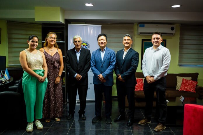 La UNCA y Posco Argentina ratificaron la continuidad de becas y proyectan pasantías para estudiantes