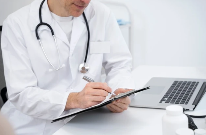 Reforma laboral: el Gobierno eliminará el polémico artículo de las licencias médicas