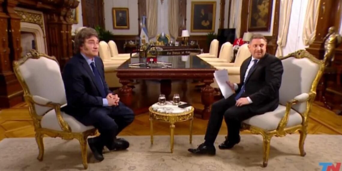 Verso y reverso en el vínculo entre Milei y «los dueños del poder»