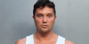 Declararon culpable al medio hermano de Marcos Senesi por intentar secuestrar a una niña en Miami