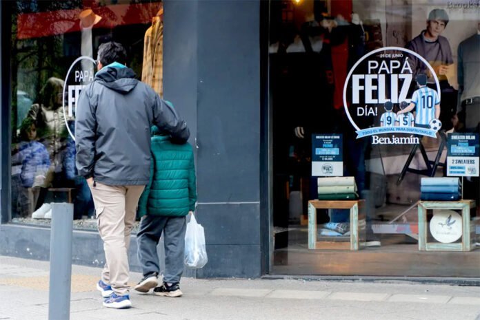 Día del Padre 2026: las ventas bajaron 0,3% anual