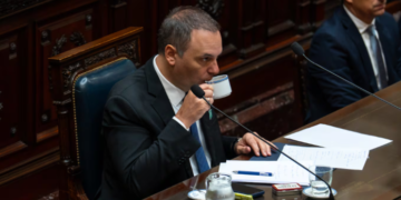 El caso Adorni genera tensión en el Congreso y complica los planes legislativos del Gobierno