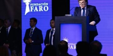 El Gobierno oculta los aportantes de la Fundación Faro