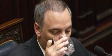 Adorni: los informes que recibió el fiscal reflejan inconsistencias en su patrimonio y podría ser citado a declarar