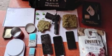 Allanamiento por narcomenudeo en Andalgalá: secuestran marihuana, cocaína y detienen a un joven