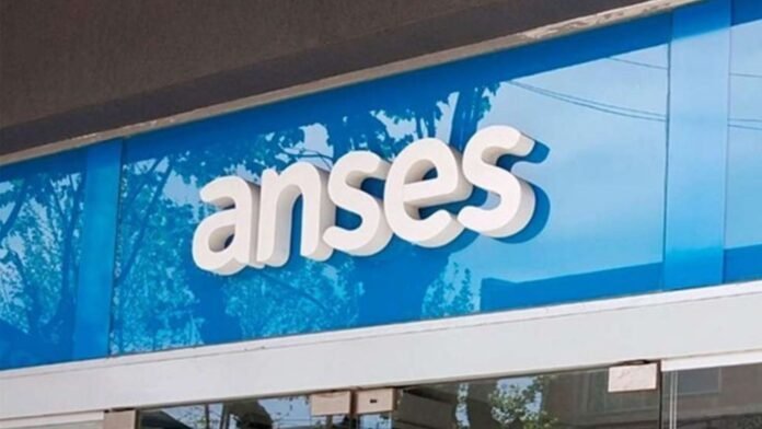 Anses oficializó el cronograma de pagos para el lunes 20 con aumento y bono incluido