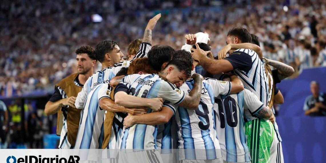 Argentina se impone sufriendo 3-2 a Cabo Verde en el alargue y llega a octavos