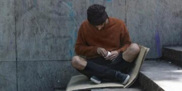 Casi uno de cada dos jóvenes argentinos vive en situación de vulnerabilidad, según un informe de la UBA