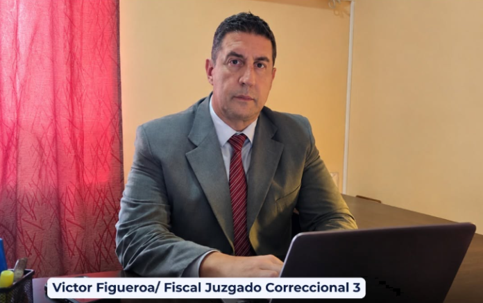 Condenaron a una mujer por agredir a su hijo de siete años