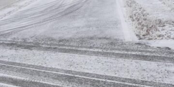 Continúa el corte total en la Ruta Provincial 42 por nevadas y hielo en la calzada