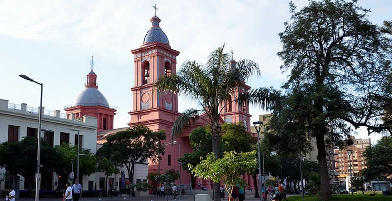 ¿Cuántos años cumple San Fernando del Valle de Catamarca?