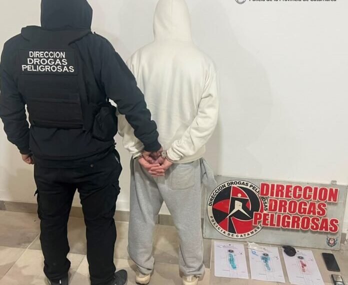 Desbaratan presuntos puntos de venta de droga tras operativos en la Capital