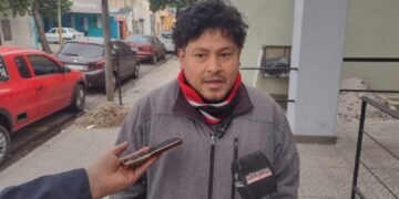 Docentes autoconvocados reclaman suspensión de clases por el frío y denuncian falta de respuesta oficial