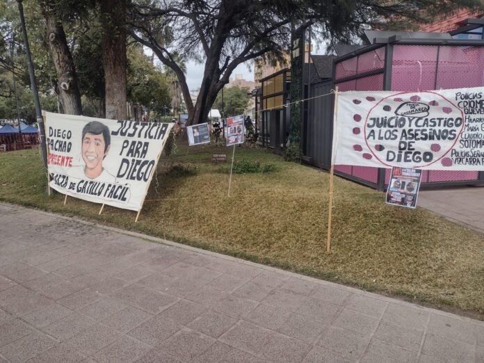 El Gobierno dio de baja a tres policías condenados por el caso Diego Pachao