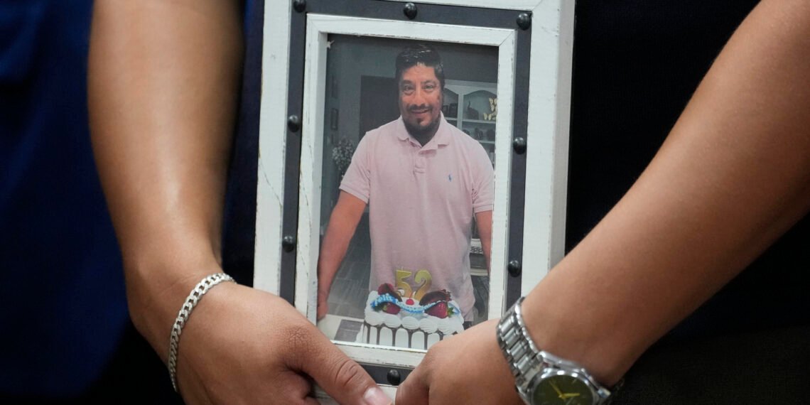 El ICE mató a tiros en Houston a una persona diferente a la que estaba persiguiendo