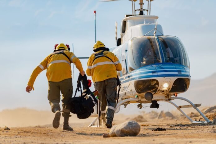 Intenso operativo para contener un incendio forestal cerca del Parque Nacional Aconquija