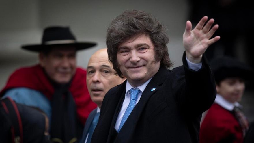 Milei cedió por primera vez una ruta nacional y abrió una nueva negociación con los gobernadores