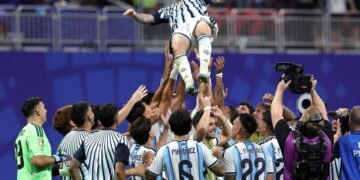 Suiza derrota a Colombia por penales y será el rival de Argentina