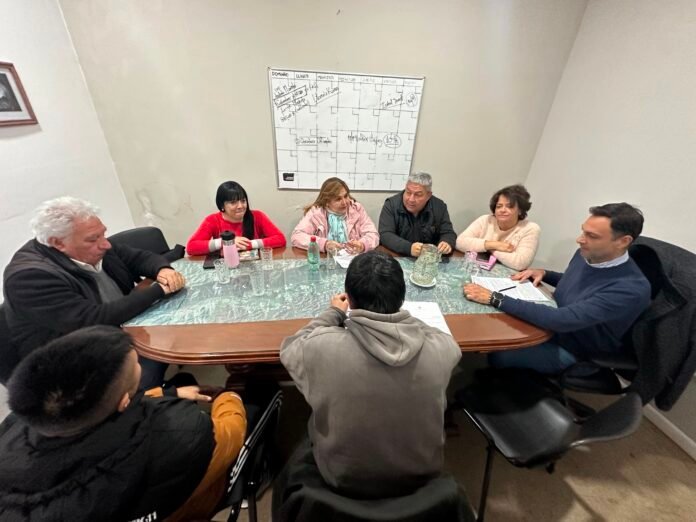Fray Mamerto Esquiú: el Municipio recibió a ATE y esperará la definición salarial de la Provincia