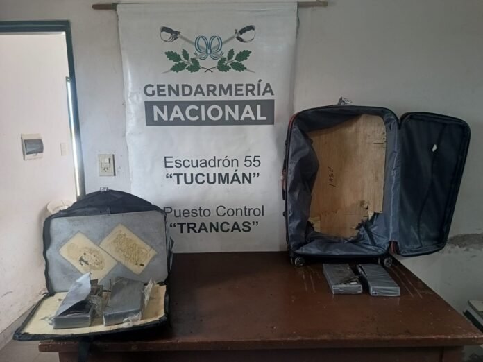 Gendarmería incautó más de 4 kilos de cocaina ocultos en equipaje con doble fondo