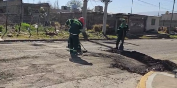 LA MUNICIPALIDAD CONTINÚA LOS AVANCES DE ASFALTADO Y MEJORAS EN LA CIUDAD