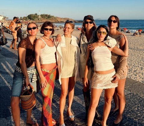 Lali Espósito celebró su despedida de soltera en Brasil junto a sus amigas