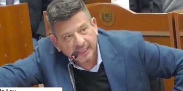 LEDESMA LE RESPONDIÓ CON TODO A GALÁN: “PARECE QUE VINO A DESCUBRIR QUE EN EL MUNDO HAY PROBLEMAS”