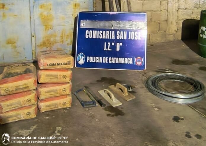 Recuperaron dinero, herramientas y una motocicleta en operativos policiales en distintos puntos de Catamarca