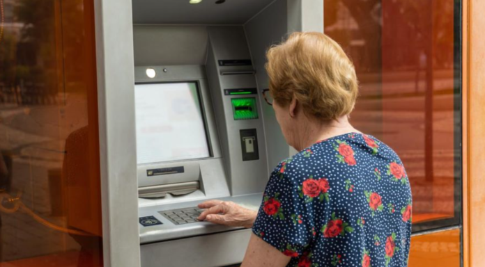 Se oficializó el aumento para jubilados de ANSES