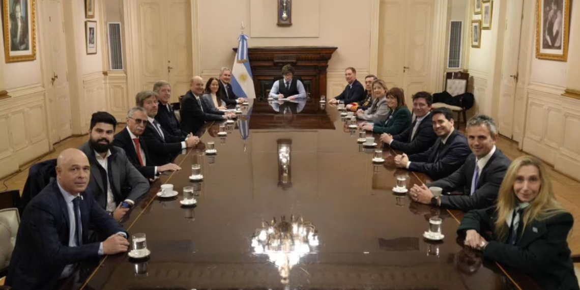 El Gobierno reúne a la mesa política en medio de las tensiones con Patricia Bullrich por el Presupuesto 2027