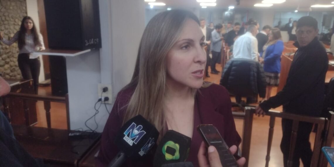Natalia Saseta habló del quórum, cuestionó el tratamiento de proyectos opositores y se refirió a los posibles acuerdos políticos