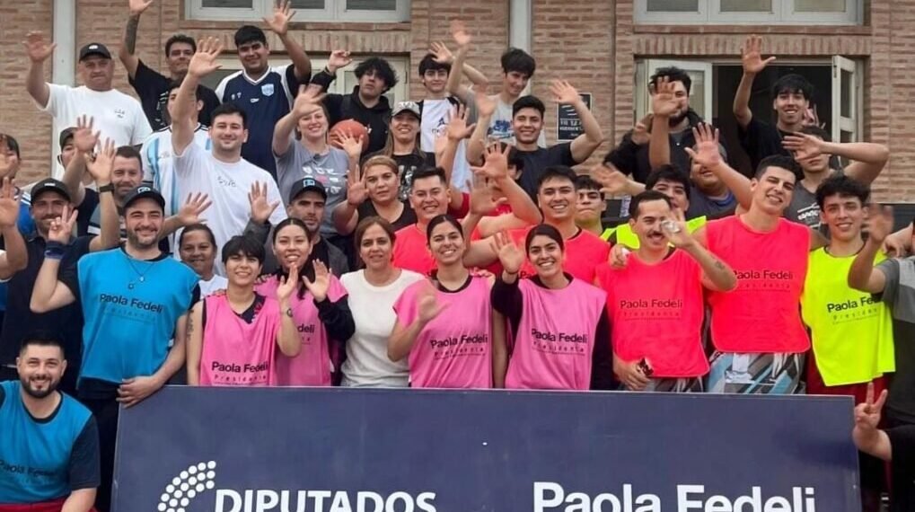 Paola Fedeli acompaño el torneo de Basquet 3 x 3 en el Polideportivo Sur