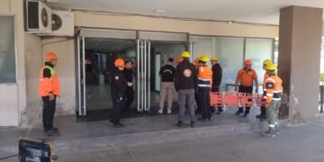 Se realizó un simulacro de evacuación por sismo en la Legislatura provincial