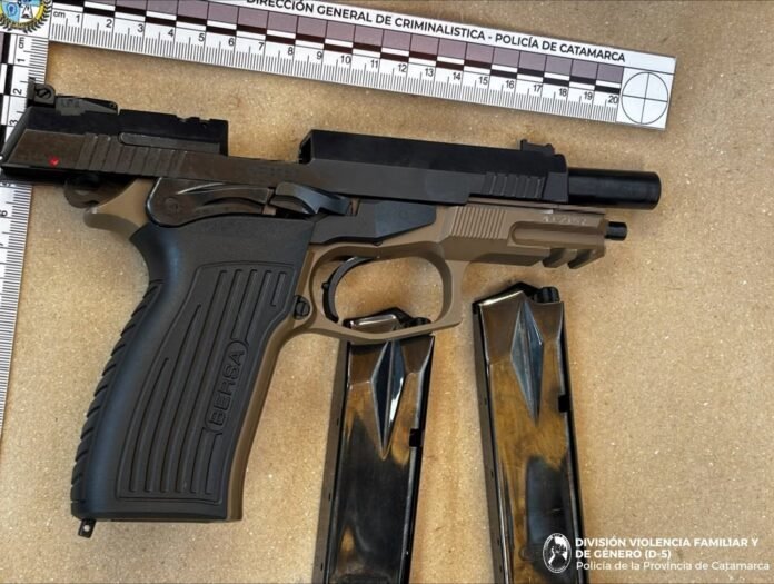 Secuestraron una pistola 9 milímetros durante un allanamiento en la Capital