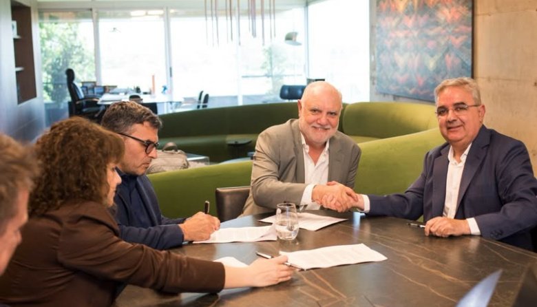 Catamarca firmó un convenio para otorgar 3.500 becas de formación en inteligencia artificial, programación y negocios digitales