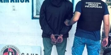Detuvieron a un hombre en Capayán con más de medio kilo de marihuana y cocaína