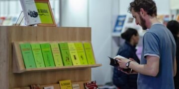 La Feria del Libro de Catamarca se despide con Eugenia Zicavo, Santiago Siri y Fabiana Cantilo