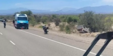 Tragedia en la Ruta 40: dos personas murieron tras un violento vuelco en La Ciénaga