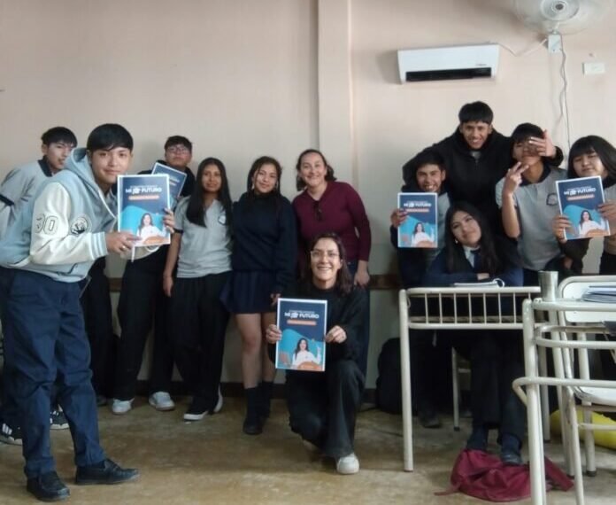 Vicegobernación llevó talleres de Orientación Vocacional y capacitación docente a Antofagasta de la Sierra y El Peñón